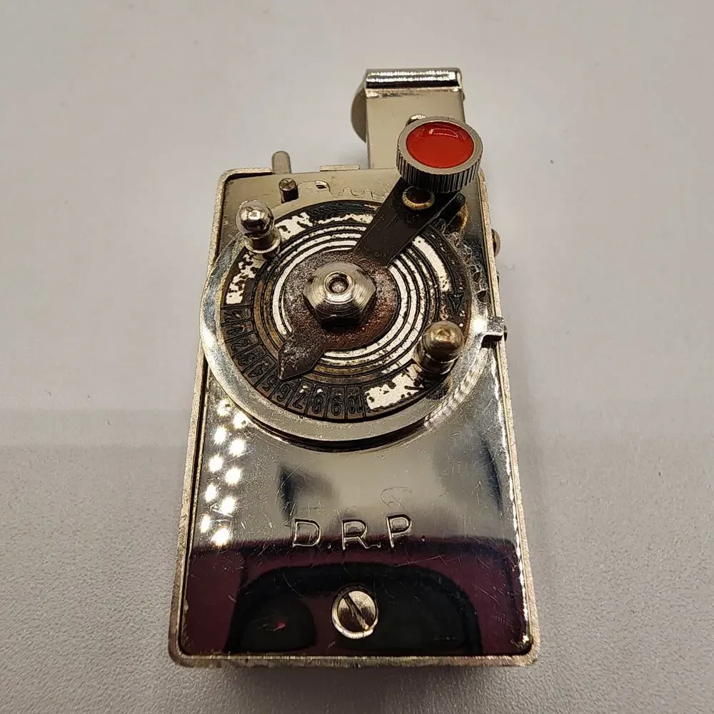 Vintage Haka Autoknips Mod II Self Timer Camera Accessory Metal Case & Paper
